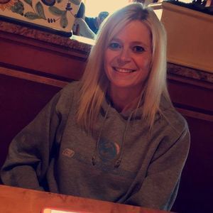 Meet your Posher, Carrie